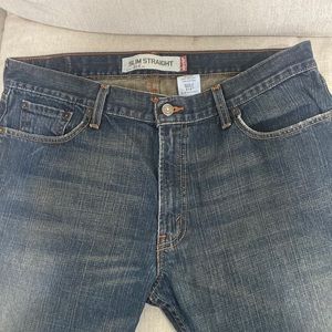 Levi Strauss 514 jeans Slim, straight fit 34w x32L.